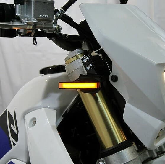 Front LED Turn Signals Suz
