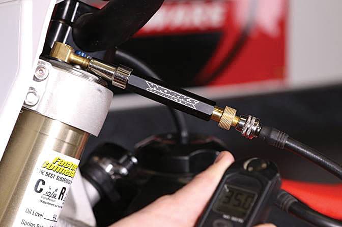 WORKS - 26-355 - No Air Loss Adapter